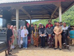 Sufriaty Budiman Hadiri Upacara Ngaben Umat Hindu di Desa Wanasari