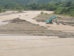 Akibat Hujan Lebat Dari Sore Hari Hingga Pagi Hari, Sungai Pebatasan Desa Damapala Dan Desa Siumbatu Banjir