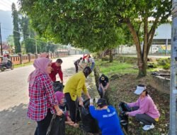 Menyambut HUT Lutim ke-21, Pemerintah Kecamatan Wasuponda Giat Gotong Royong Bersama Pemdes