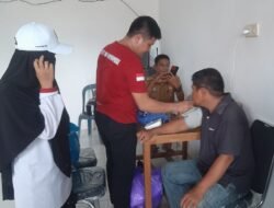 Korban Banjir Di Luwu Mulai Diserang Penyakit, Tim Medis CLM Lakukan Pemeriksaan