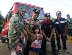 Serahkan Bantuan Alat Kebersihan, Budiman : Semoga Bermanfaat untuk Masyarakat Botta