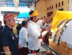 Wakil Bupati Lutim Lepas Jenazah Pensiunan Guru SMPN 1 Tomoni Timur untuk Diaben