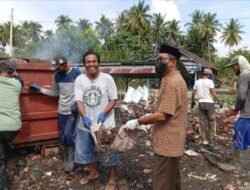 Ciptakan Lingkungan Asri Dan Sehat Pemdes Lakawali  Giat Bersihkan Sampah Di Pasar