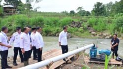 Kunjungi Bantaeng, Presiden RI Joko Widodo Tinjau Pompa Air di Desa Layoa