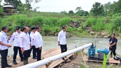 Kunjungi Bantaeng, Presiden RI Joko Widodo Tinjau Pompa Air di Desa Layoa