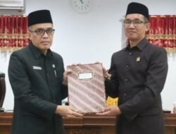 Hadiri Paripurna, Sekda Bantaeng Ajak Legislatif Lebih Tingkatkan Kinerja Bersama