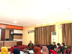 Petugas CSSD RSUD I Lagaligo Mengikuti Training Pencegahan Dan Pengendalian Infeksi.