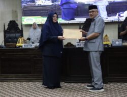 Pemkab Lutim Serahkan Ranperda Perubahan APBD 2024 kepada DPRD