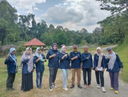 Bangun Kebersamaan, UPT Pariwisata dan Petugas Gotong Royong Benahi Lokasi ODTW Pincara