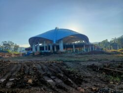 Bupati Luwu Timur Tinjau Progress Pembangunan Islamic Center