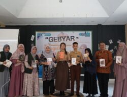 Pegiat Literasi Towuti Lakukan Gebyar Literasi dengan Mengulas Buku : “Aku Radio Bagi Mamaku”