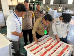 Ketua Bawaslu Lutim Pantau Pencetakan Surat Suara Pilkada 2024