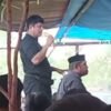 Pelepasan Jenazah Di Tarabbi, Ketua DPRD Lutim Sampaikan Ucapan Belasungkawa Dan Serahkan Balon Penerangan