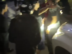 Mobil Pengangkut Uang Transportasi Saksi Budiman-Akbar Diamankan Polres Luwu Timur, Dikepung Massa Secara Anarkis