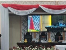 Sekwan Lutim Bacakan SK Gubernur Terkait Pengangkatan Anggota DPRD Sisa Jabatan 2024-2029
