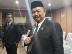 Resmi Dilantik Jadi Anggota DPRD, Muhammad Iwan Ucapakan Selamat Kepada Yusuf Pombatu
