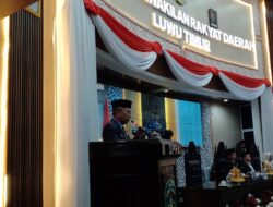 Sekda Luwu Timur Sambutan di Pelantikan Anggota DPRD PAW