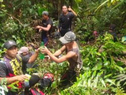 Polsek Rongkong Evakuasi Warga yang Hilang 11 Hari di Hutan Seko