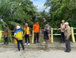 Pemkab Lutim Tinjau Lokasi Pasca Banjir di Desa Non Blok, Berikan Solusi untuk Masyarakat