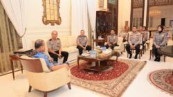 Rangkaian HUT Bhayangkara ke-79, Tim Mabes Polri Lakukan Anjangsana ke Mantan Kapolri Jenderal Purn Drs. Badrodin Haiti