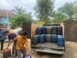 Polres Lutim Gagalkan Pengangkutan Solar Ilegal,54 Jerigen Disita