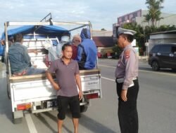 Satlantas Polres Luwu Utara Edukasi Pengemudi Pick Up Lewat Program “Polantas Menyapa”