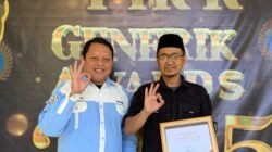 Lukman Hamarong Terima Penghargaan PIK-R Generik SMAN 4 Luwu Utara