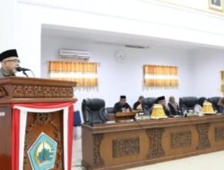 Wabup Bantaeng Bacakan Pandangan Fraksi Tentang Ranperda Perubahan APBD TA 2025