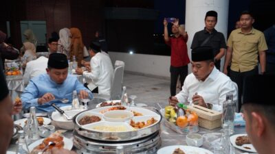 Bupati Wajo Buka Puasa Bersama Dengan Gubernur Sulsel di Masjid Kubah 99 Asmaul Husna
