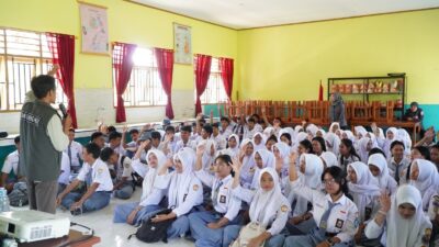 Sekolah Jadi Episentrum Konsolidasi Demokrasi Bawaslu Lutim