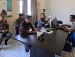 Camat  Angkona Tinjau Kondisi  PKS Dan Pastikan PT. Teguh Wira Pratama Patuhi Edaran  Bupati  Lutim Terkait  Harga  TBS