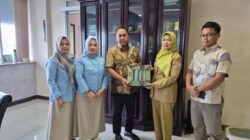 Bupati Wajo Bahas Percepatan Transformasi Layanan Administrasi Kependudukan Berbasis Digital Dengan Dirjend KPS Kemendagri