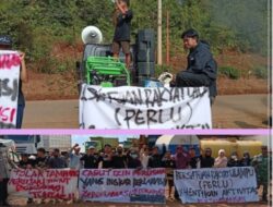 Warga Lalampu Gelar Aksi, Tuntut PT. CBP Laksanakan Empat Tuntutan Rakyat