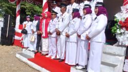 Peringatan HUT RI di Kecamatan Bola Berlangsung Sukses. Camat Bola Sebagi Irup, Kapolsek Bertindak Sebagai Komandan Upacara