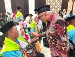 Wabup Bantaeng Dampingi Rombongan Jamaah Calon Haji Kabupaten Bantaeng di Embarkasi