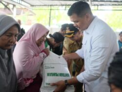 Bupati Bantaeng Salurkan  Bantuan Beras dan Minyak Goreng Bagi 31.654 Warga  
