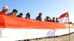 Semarak HUT ke-81 RI, Kapolda Sulsel Kibarkan Bendera Merah Putih di Wilayah Kepulauan Makassar