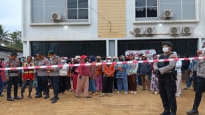 Dinilai Langgar Kesepakatan BA, AMSM Segel Kantor PT Tri Nusa/OTI EA Abadi di Siumbatu