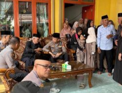 Wujud Kepedulian dan Solidaritas, Kapolres Luwu Melayat ke Rumah Duka Personel