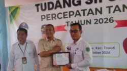 Lewat Program Angkona Sigap, Berhasil Raih Penghargaan Kecamatan Panen Padi Tertinggi se-Luwu Timur