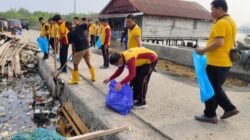 Polisi dan Warga Dusun Kambuno Bersatu Jaga Kebersihan Lingkungan